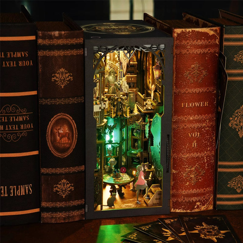 Playlogy™ Luxury Book Nook