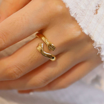 Serenitia™ Hug Ring